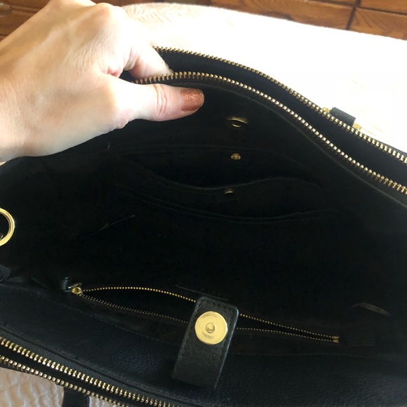 Tory Burch black leather bag with gold details - Picture 4 of 9